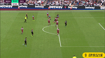 阿德耶米进球后做“安静点”手势，科瓦奇：为他的进球高兴