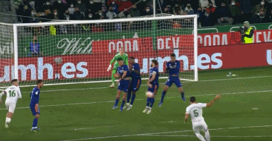 官方：31岁的前法国国脚右后卫杜布瓦退役